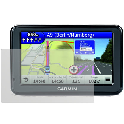 nüvi 2545 LMTGarmin mit aufgebrachter dipos Displayschutzfolie, die lästige Fingerabdrücke minimiert