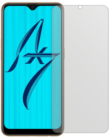 OppoAX7 mit aufgebrachter dipos Displayschutzfolie, die lästige Fingerabdrücke minimiert