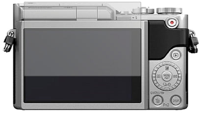 PanasonicLumix DMC-GX800 mit aufgebrachter dipos Displayschutzfolie, die lästige Fingerabdrücke minimiert