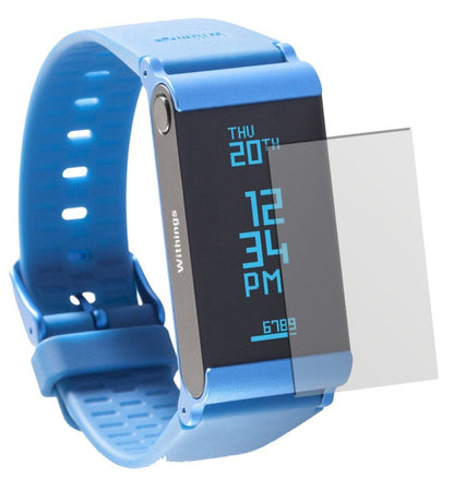 Pulse OxWithings mit aufgebrachter dipos Displayschutzfolie, die lästige Fingerabdrücke minimiert