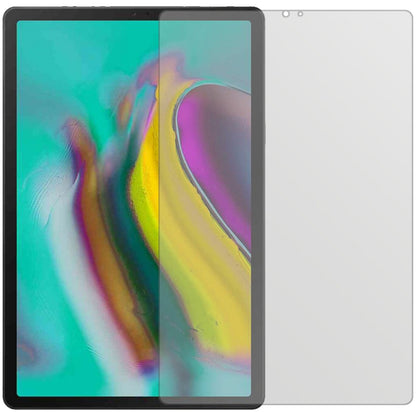 SamsungGalaxy Tab A 10.1 (2019) mit aufgebrachter dipos Displayschutzfolie, die lästige Fingerabdrücke minimiert
