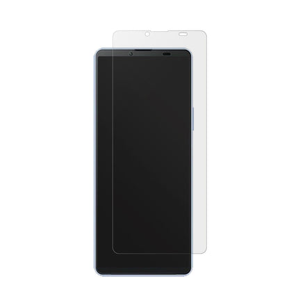 SonyXperia 10 V mit aufgebrachter dipos Displayschutzfolie, die lästige Fingerabdrücke minimiert
