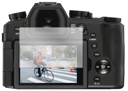LeicaV-Lux 5 mit aufgebrachter dipos Displayschutzfolie, glasklare Darstellung ohne Einschränkungen