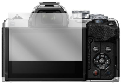 OlympusOM-D E-M10 Mark IV mit aufgebrachter dipos Displayschutzfolie, glasklare Darstellung ohne Einschränkungen