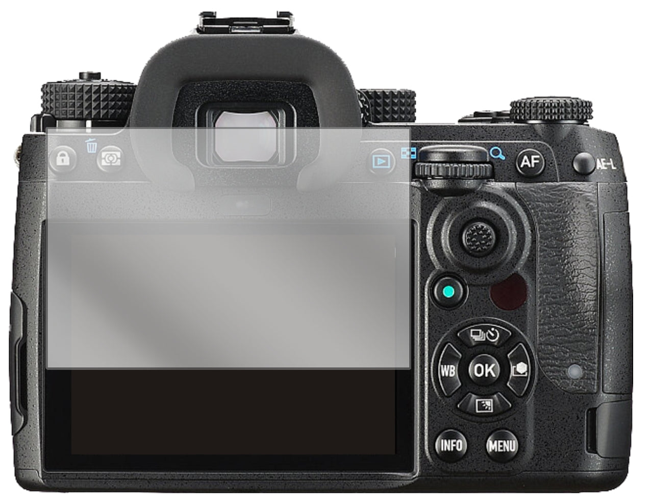 PentaxK-3 III mit aufgebrachter dipos Displayschutzfolie, glasklare Darstellung ohne Einschränkungen