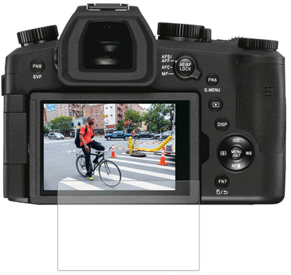 LeicaV-Lux 5 mit aufgebrachter dipos Panzerfolie, die lästige Fingerabdrücke minimiert