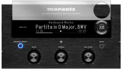 MarantzPM7000N mit aufgebrachter dipos Displayschutzfolie, glasklare Darstellung ohne Einschränkungen