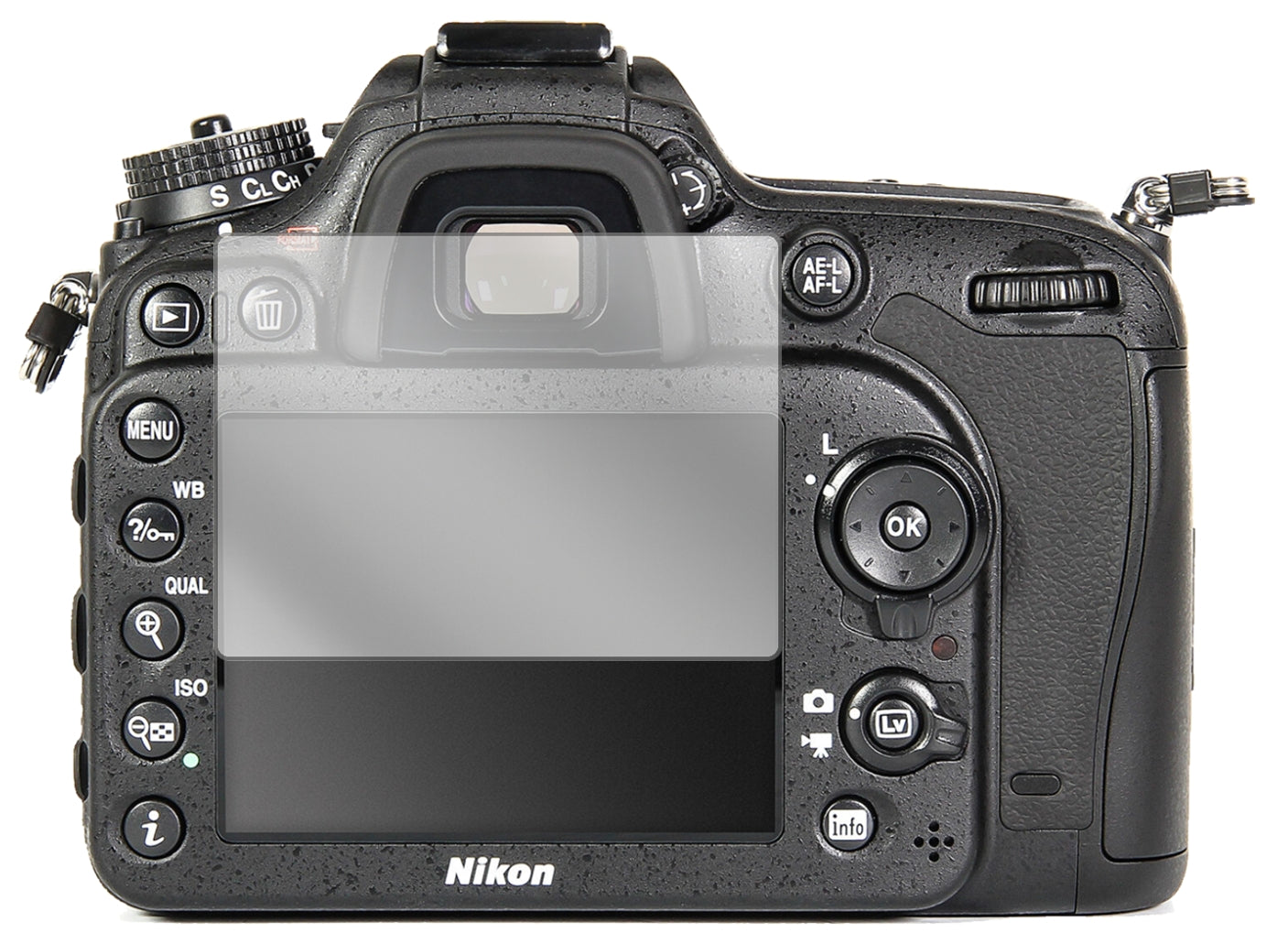NikonD7100 mit aufgebrachter dipos Displayschutzfolie, glasklare Darstellung ohne Einschränkungen