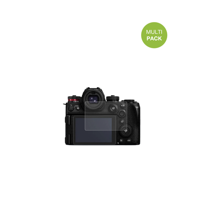 PanasonicLumix DC-S1II mit aufgebrachter dipos Displayschutzfolie, die lästige Fingerabdrücke minimiert