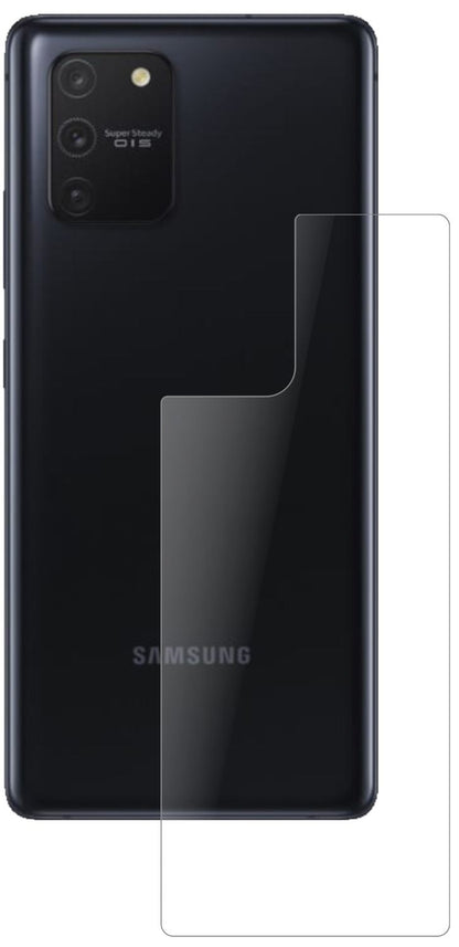 SamsungGalaxy S10 Lite Rückseite mit aufgebrachter dipos Panzerfolie, die lästige Fingerabdrücke minimiert